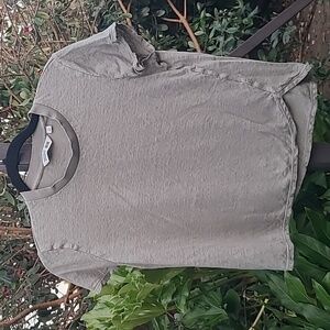 Uniqlo Olive Green 100% Linen Short Sleeve Crop T-Shirt Size Small